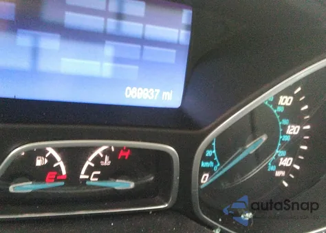 2014 Ford Focus Se z USA, uszkodzony, nr VIN 1FADP3F27EL440980